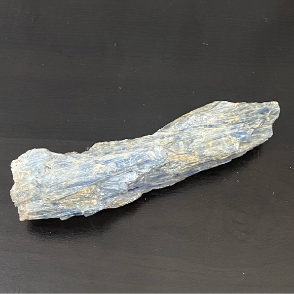 7-Inch Natural Blue Kyanite Raw Mineral Crystal - Picture 2 of 10